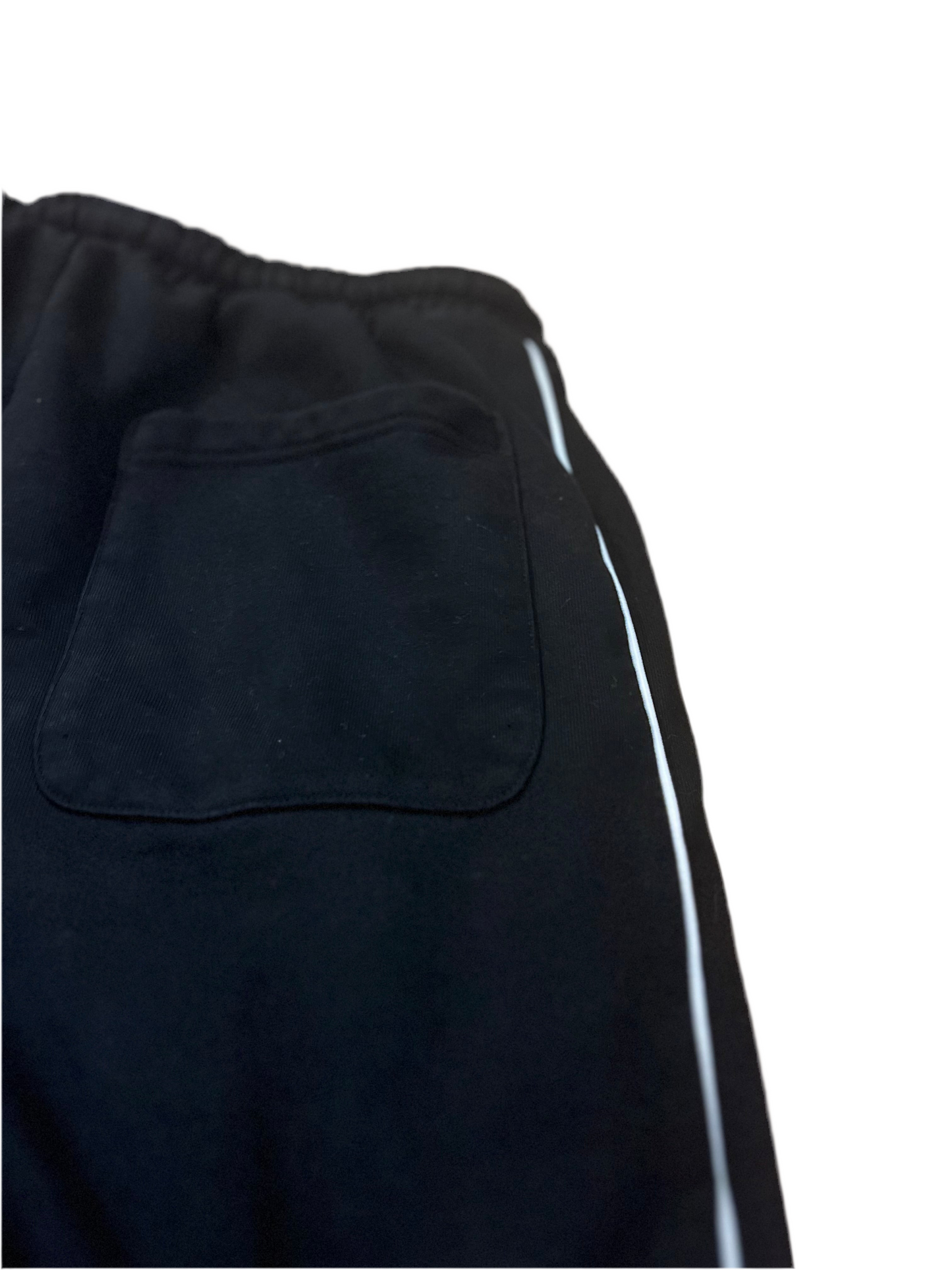 Trackpants